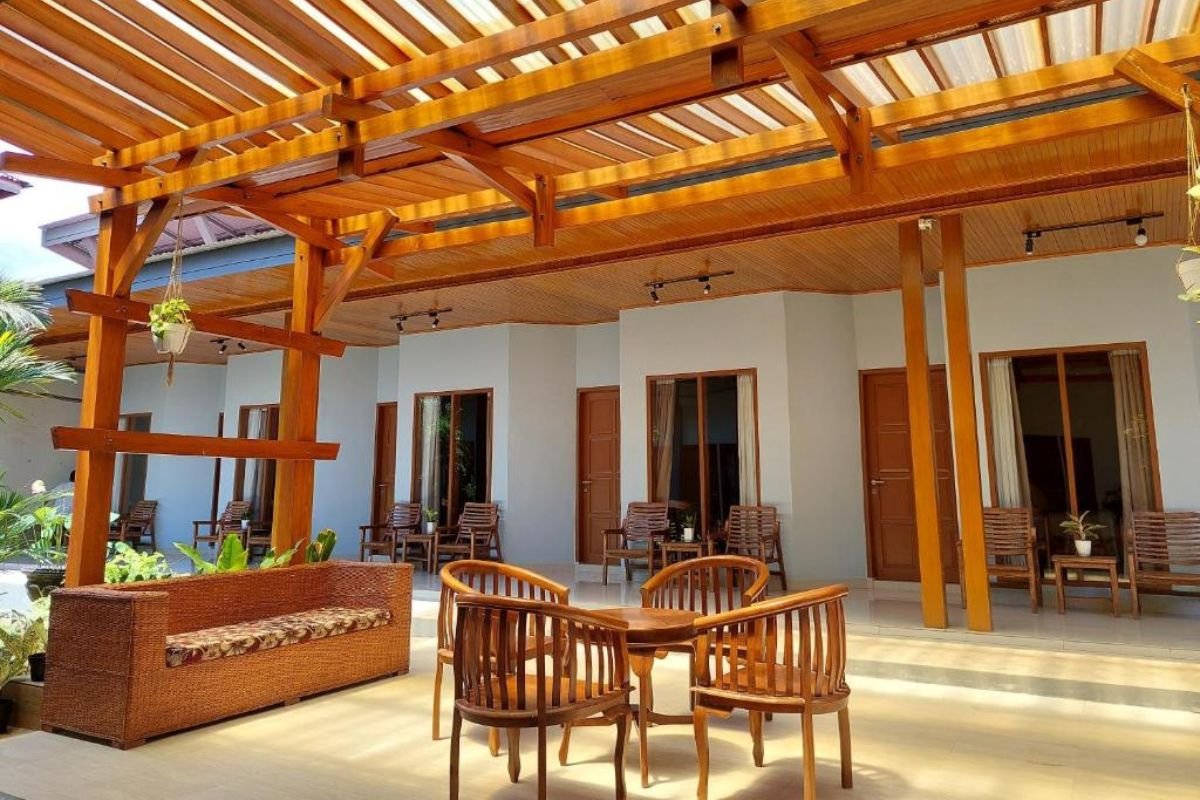 hotel transfer at Togean Islands tour package