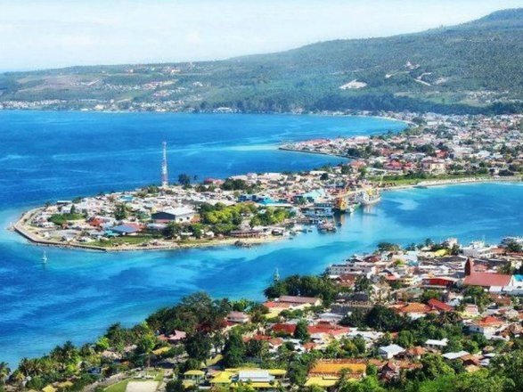 luwuk, start point a Private car Central Sulawesi transfer service by WAYAWtour
